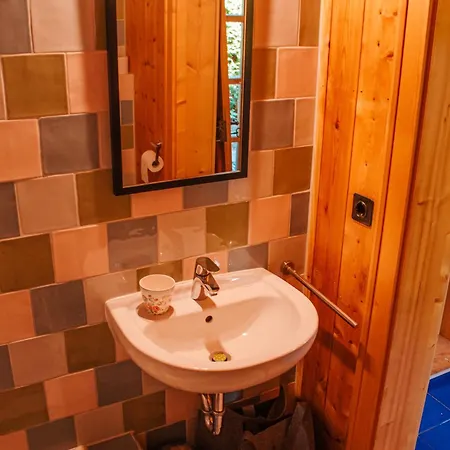 Apartment Gemuetliches Austragshaeusl In Murnau am Staffelsee